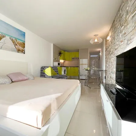 Lägenhet Studioapartment Borinquen