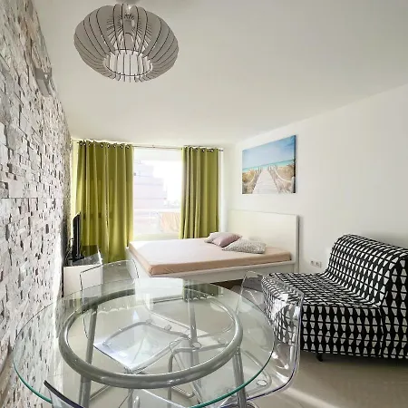 Studioapartment Borinquen 아파트 Playa Feñabe